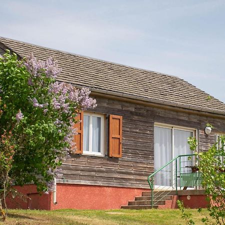 Les Chalets De La Vallee Du Bes Albaret-le-Comtal Екстериор снимка